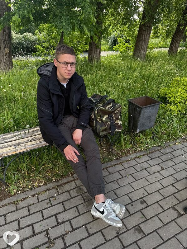 Максим, 26, Воронеже — анкета №1958950
