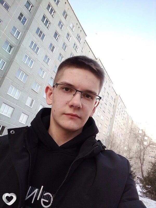 Анатолий, 21, Омске — анкета №1960712