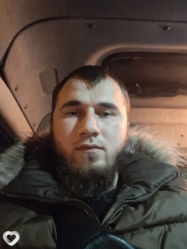 Хасан, Москва