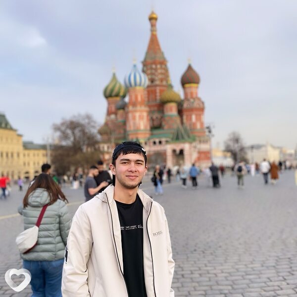 Алик, 21, Москве — анкета №1969969