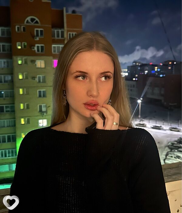 Полина, 22, Санкт-Петербурге — анкета №1971756