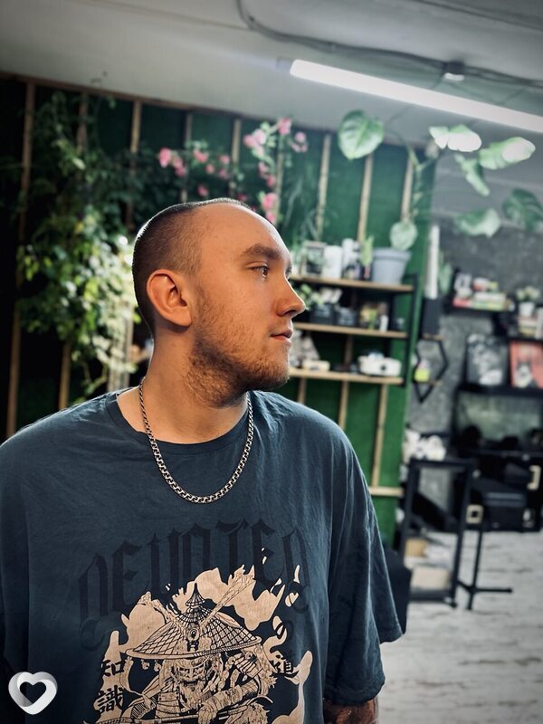 Дмитрий, 21, Магнитогорске — анкета №1973075