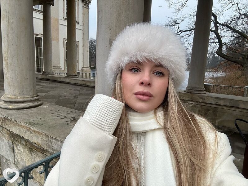 Амелия, 27, Ростове-на-Дону — анкета №1973744