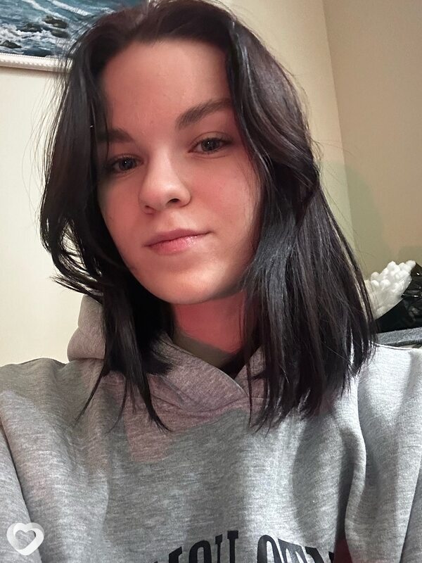 Катя, 21, Ростове-на-Дону — анкета №1974489