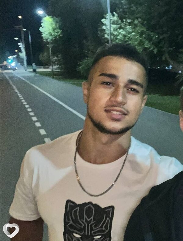 Arif, 20, Тюмени — анкета №1979042