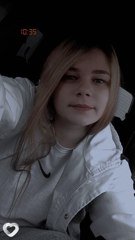Лиза, 25, Барнауле — анкета №1979599