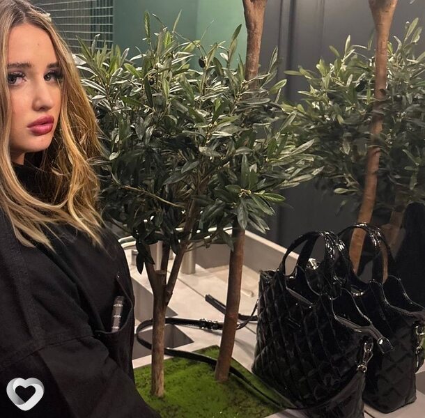 Виктория, 22, Калининграде — анкета №1981909