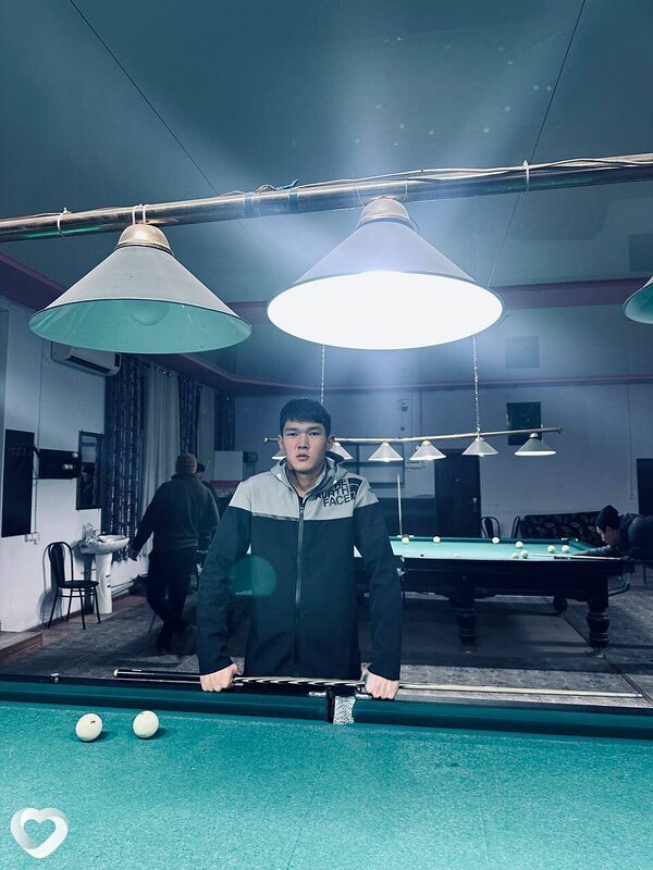 Майрамбек, 20, Бишкек — анкета №1982656