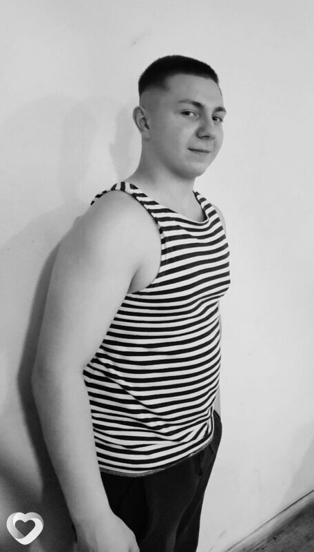 Кирилл, 21, Великом Новгороде — анкета №1982982