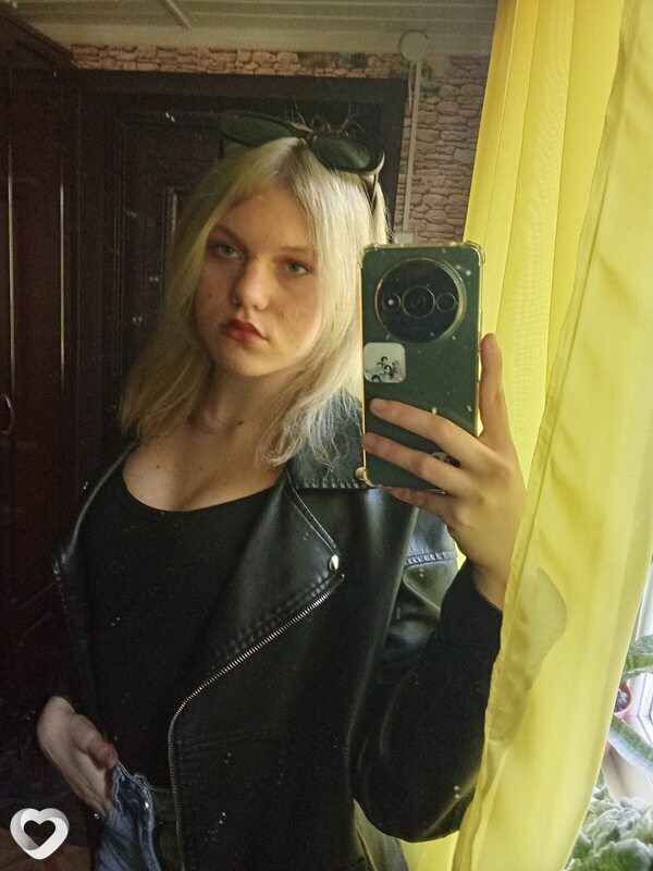 Ангелина, 20, Орёл — анкета №1983887