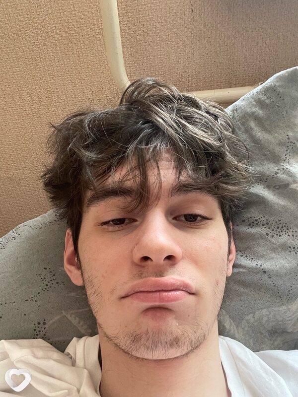 Дима, 21, Великом Новгороде — анкета №1985356