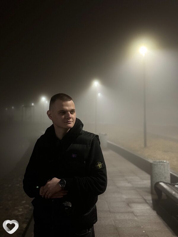 Данила, 25, Москве — анкета №1985560