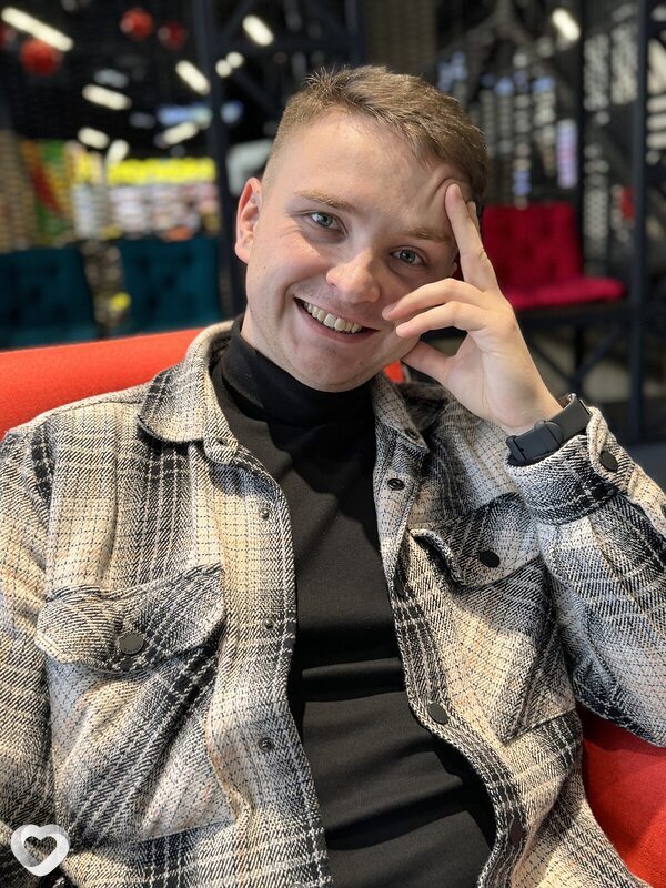 Михаил, 28, Ростове-на-Дону — анкета №1985673