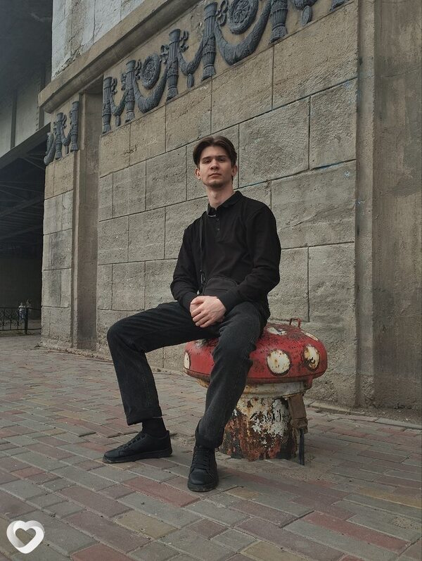 Алексей, 21, Омске — анкета №1985904