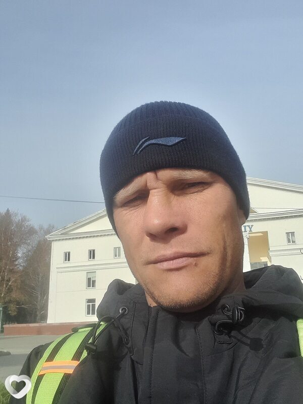 Виталий, 42, Риддер — анкета №1987116