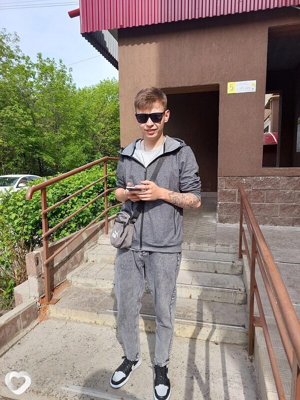 Павел, 21, Москве — анкета №1988937