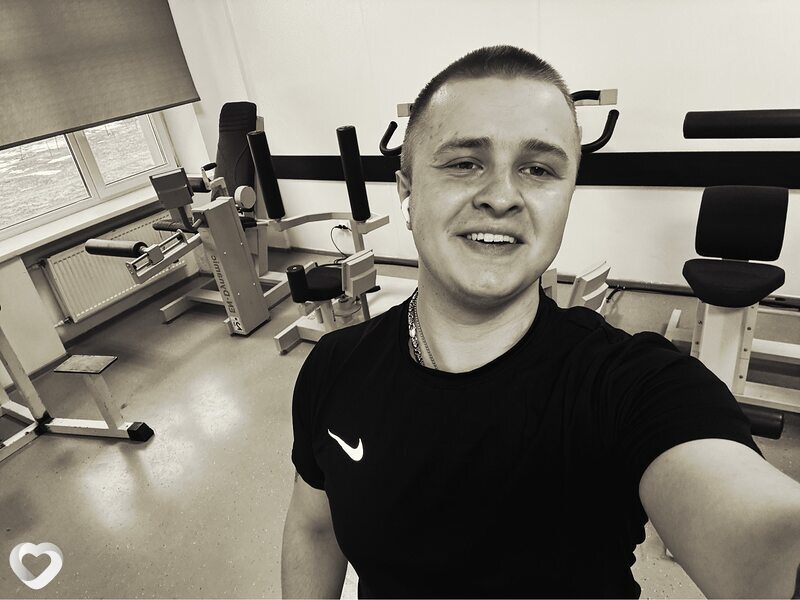 Дмитрий, 22, Брянске — анкета №1989764