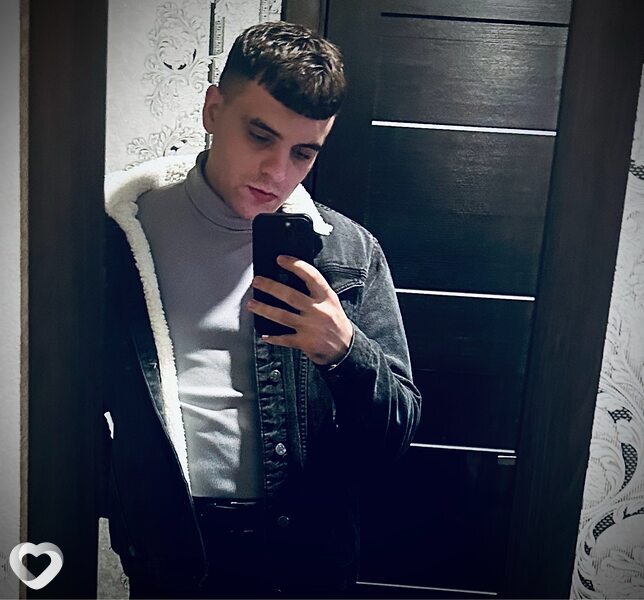 Денис, 24, Могилев — анкета №1989906