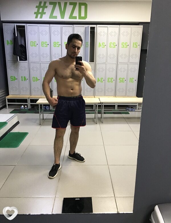 Джони, 23, Актау — анкета №1990200
