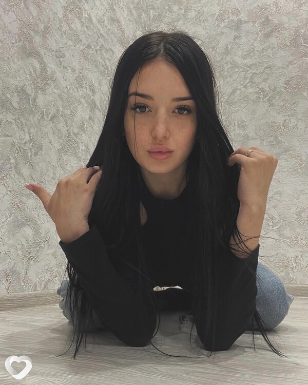Алина, 28, Алматы — анкета №1991423