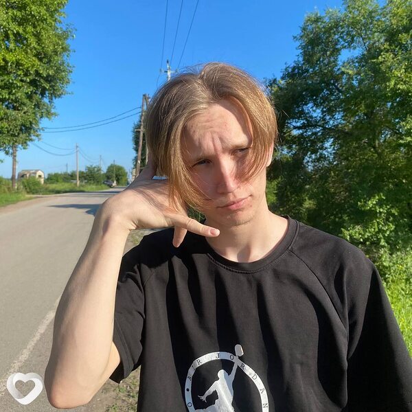Валентин, 24, Белове — анкета №1991111