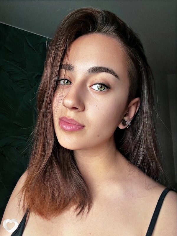 Анна, 26, Саратове — анкета №1991392
