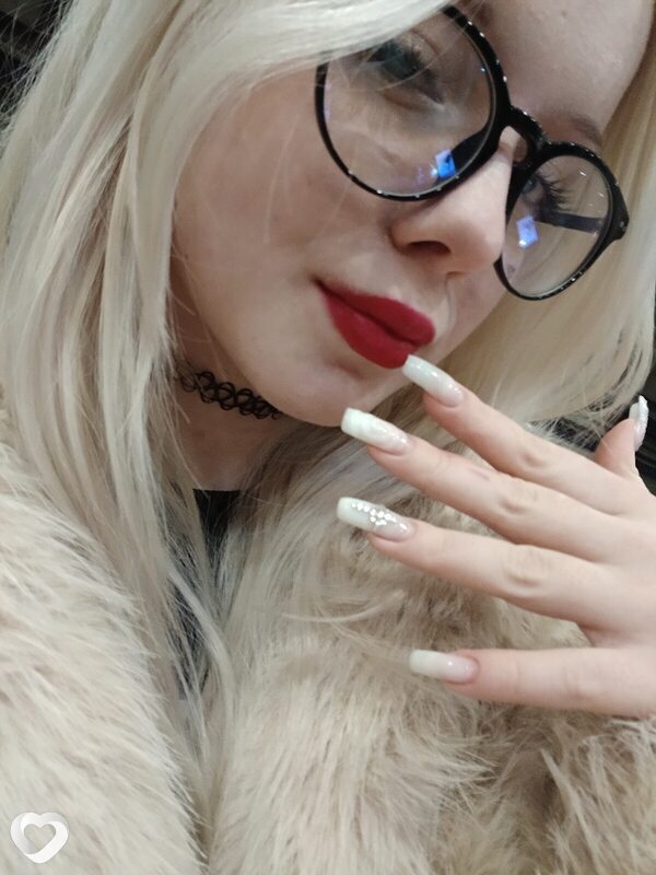 Елизавета, 19, Новосибирске — анкета №1992447