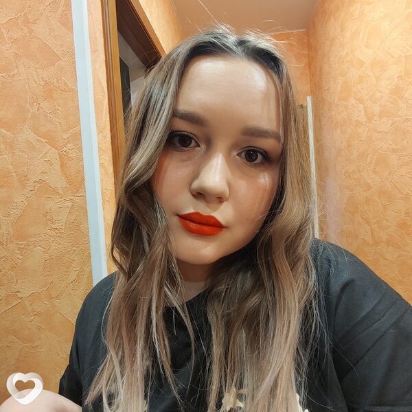 Полина, 25, Черногорске — анкета №1992723