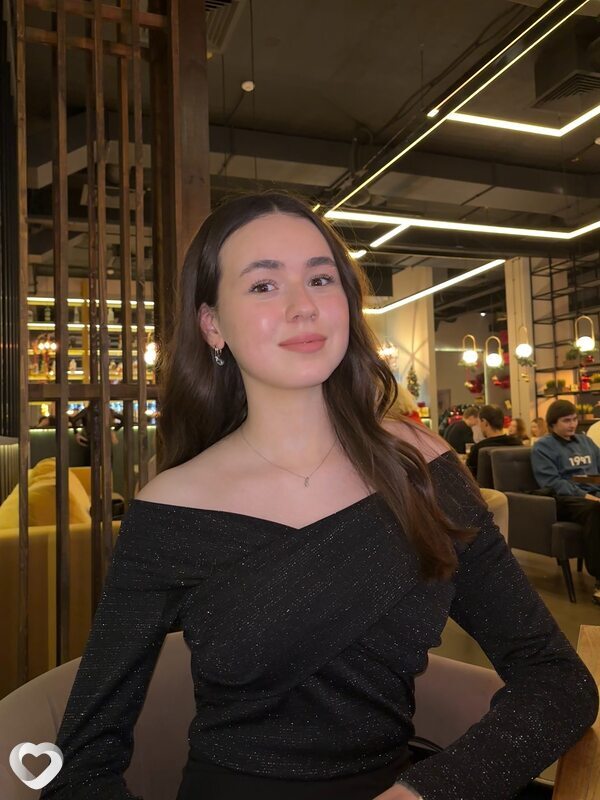 Настя, 19, Краснодаре — анкета №1993723