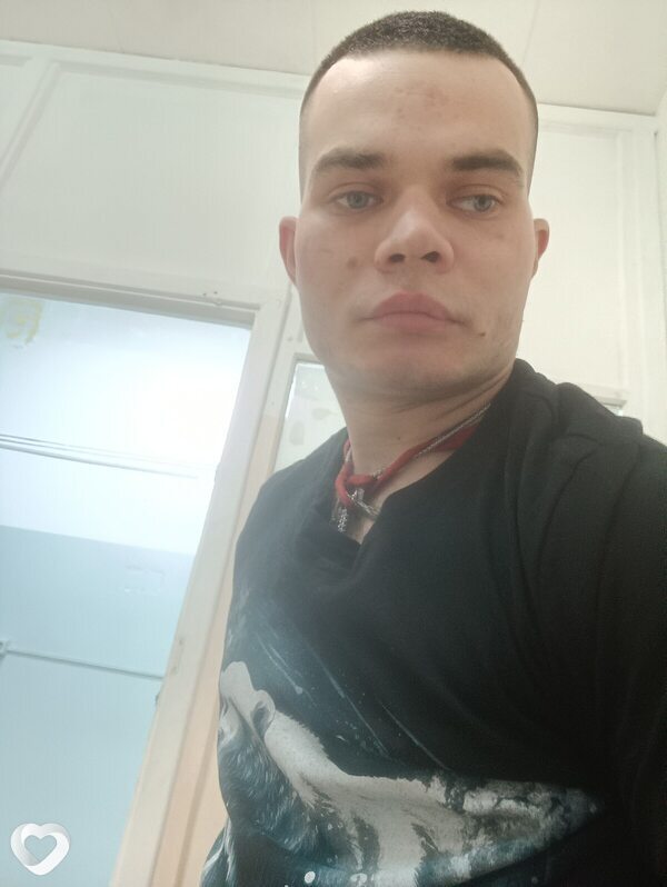 Александр, 22, Тюмени — анкета №1993926