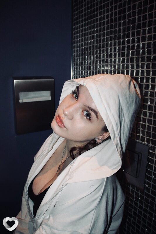 Вия, 19, Красноярске — анкета №1994131