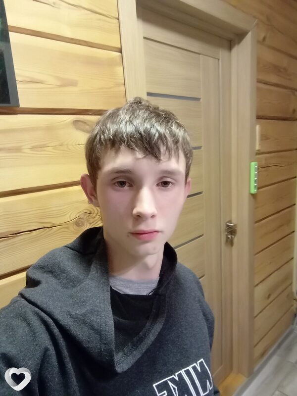 Дмитрий, 19, Жлобине — анкета №1994173