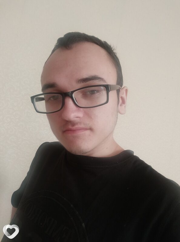 Илья, 22, Краснодаре — анкета №1994441