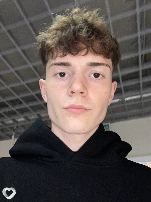 Глеб, 21, Минске — анкета №1994999