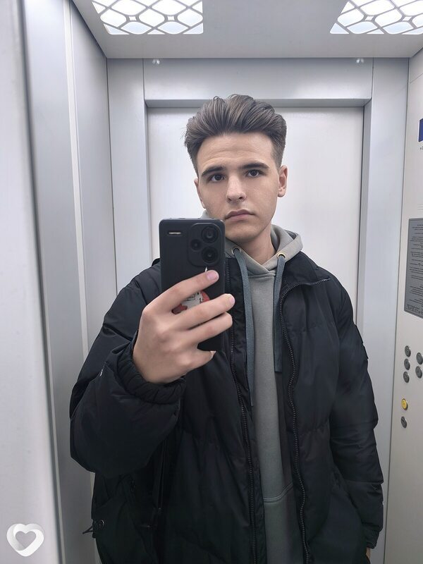 Данил, 21, Бишкек — анкета №1995734