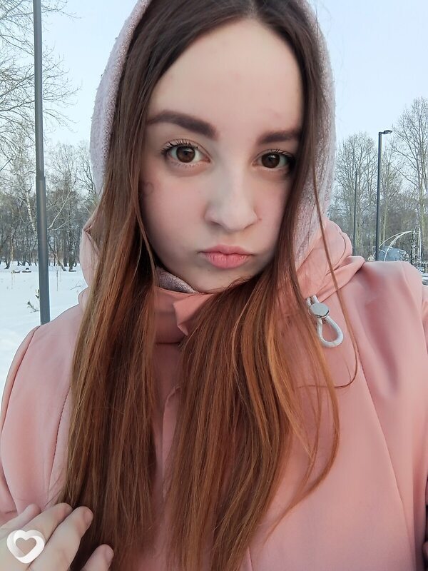 Алина, 19, Назарове — анкета №1996018