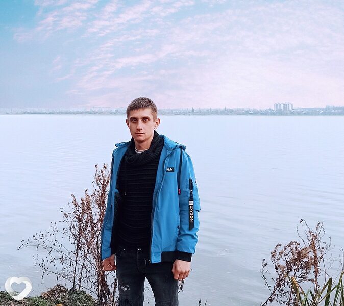 Артём, Лутугино