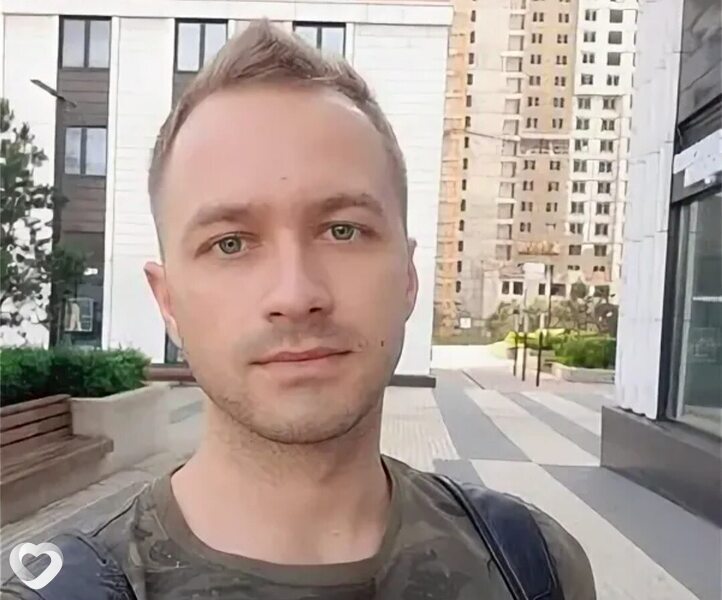 Артем, 33, Москве — анкета №1997454