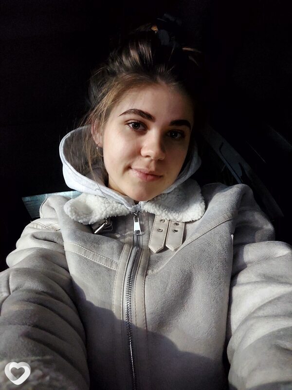 Анна, 20, Калинковичах — анкета №1999446