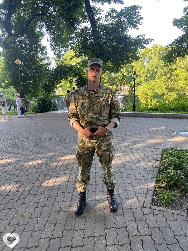 Сережа, 22, Калинковичах — анкета №1999965