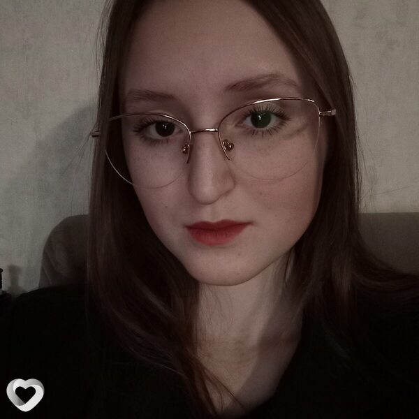 Арина, 19, Тюмени — анкета №1999880