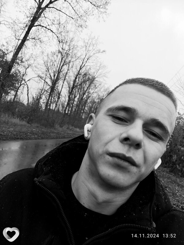 Андрей, 23, Воронеже — анкета №2000042