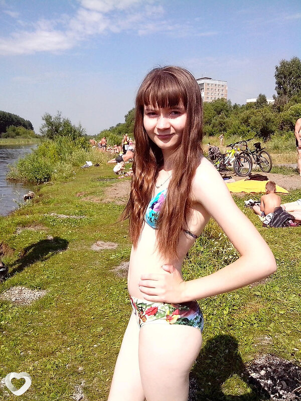 Карина, 20, Челябинске — анкета №2000432