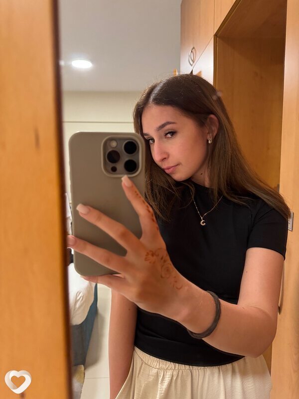Карина, 21, Челябинске — анкета №2000512