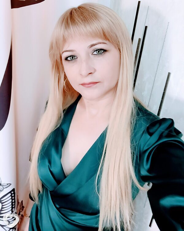 Анжела, Рассказово