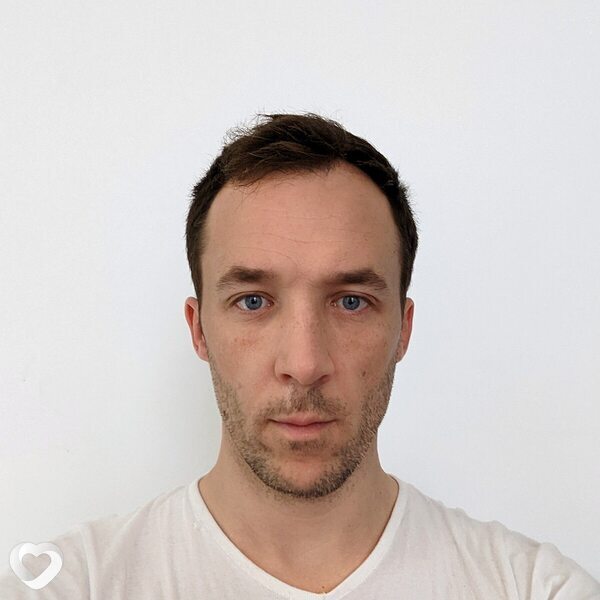 Tony, Париж