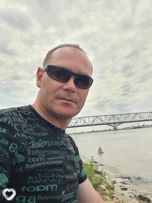 Максим, 31, Астрахани — анкета №2002345