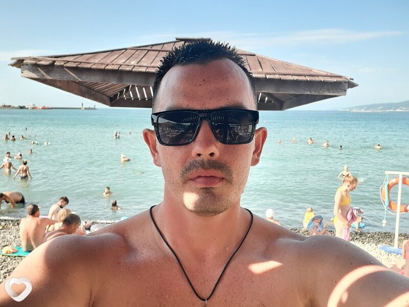 Роман, 33, Красноярске — анкета №2002230