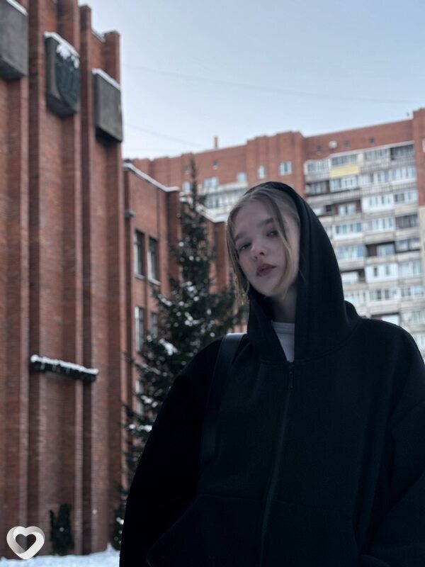 Вика, 19, Санкт-Петербурге — анкета №2002365