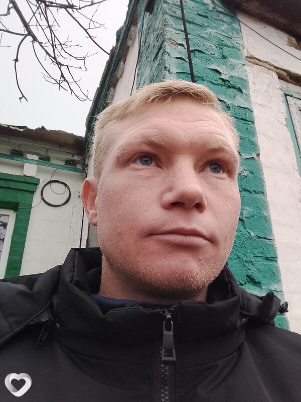 Дмитрий, 27, Бердянске — анкета №2002524